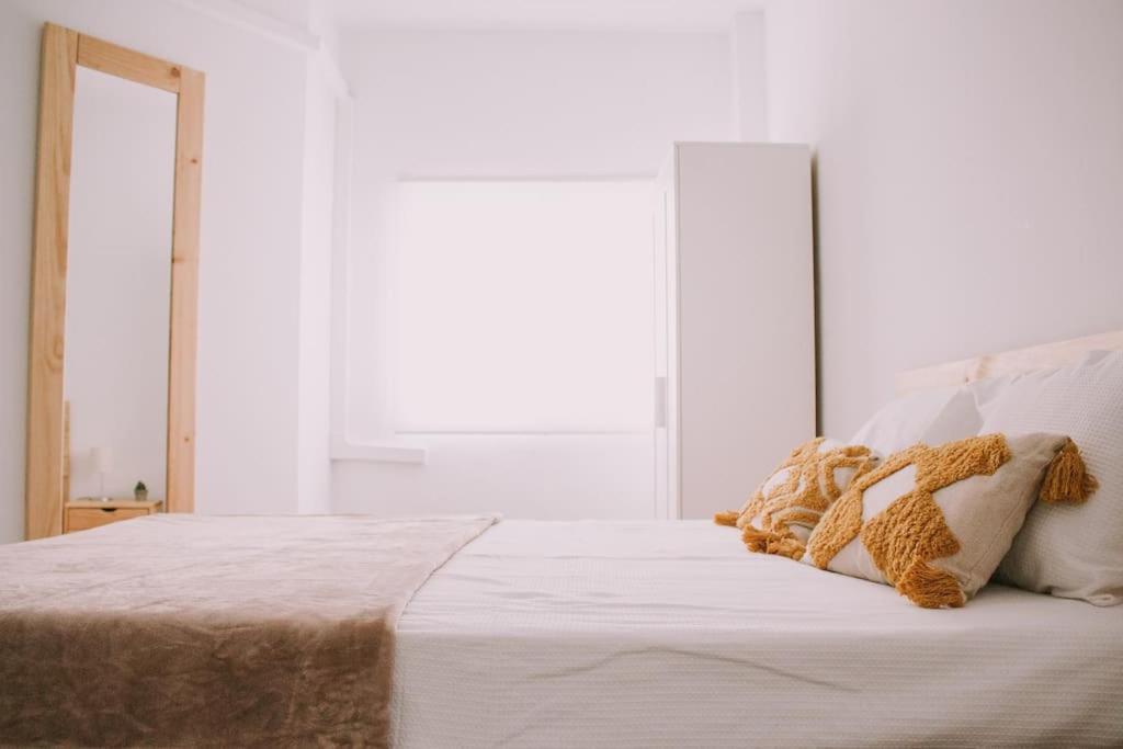 Precioso Apartamento Junto Al Casco Historico Малага Экстерьер фото